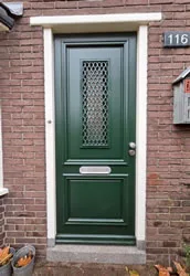 Voordeuren